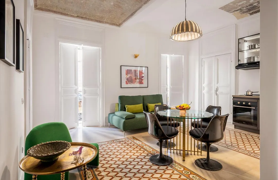 124 Maqueda Apartments-1
