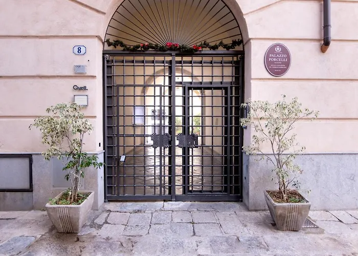 Viola'S Luxury House